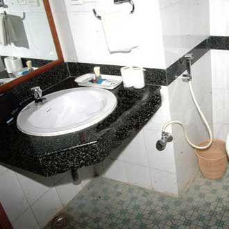Hotel Chalukya Бангалор Екстериор снимка