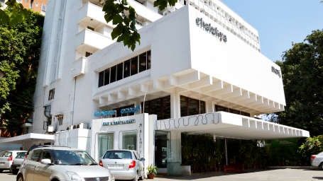 Hotel Chalukya Бангалор Екстериор снимка