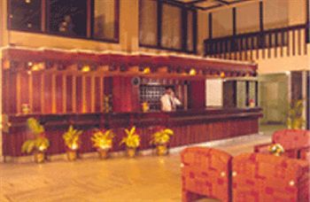 Hotel Chalukya Бангалор Екстериор снимка